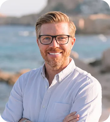 Portrait of Dr. Justin Hohl